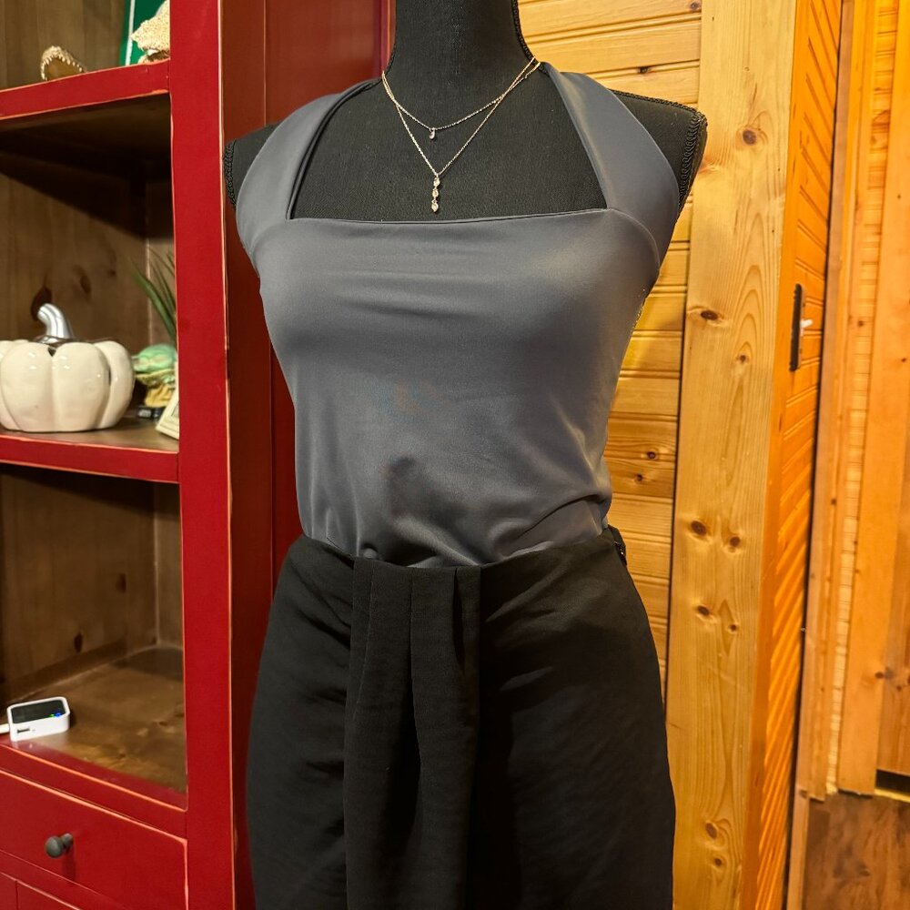 Body Contour High Compression Halter Tank